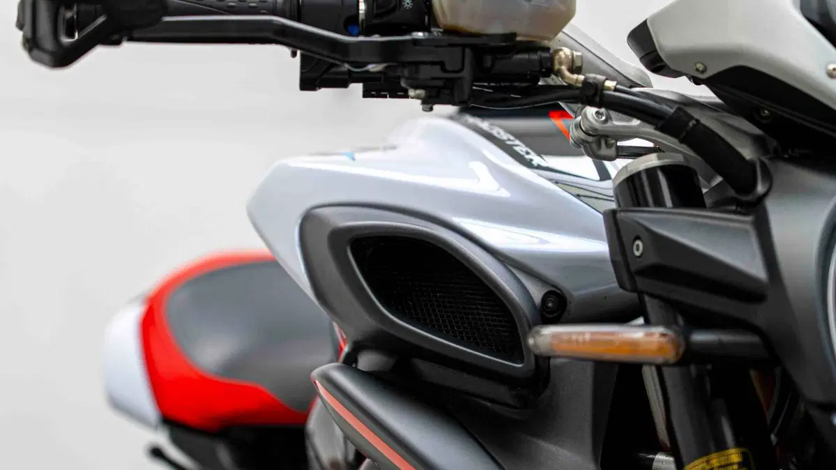 MV Agusta Dragster 800 RR (2018 - 20) (16)