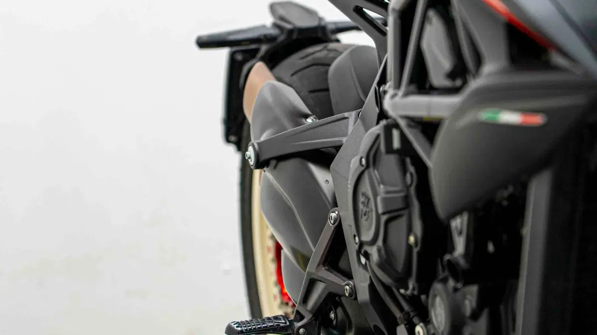 MV Agusta Dragster 800 RR (2018 - 20) (17)