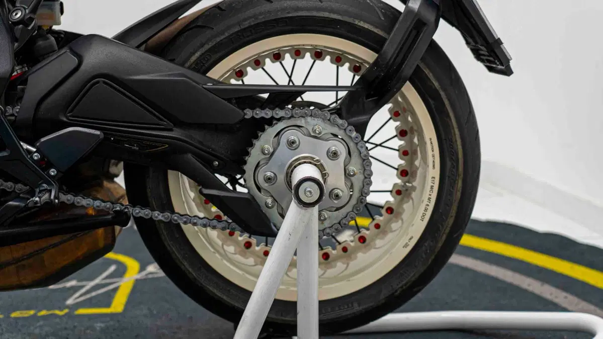 MV Agusta Dragster 800 RR (2018 - 20) (19)