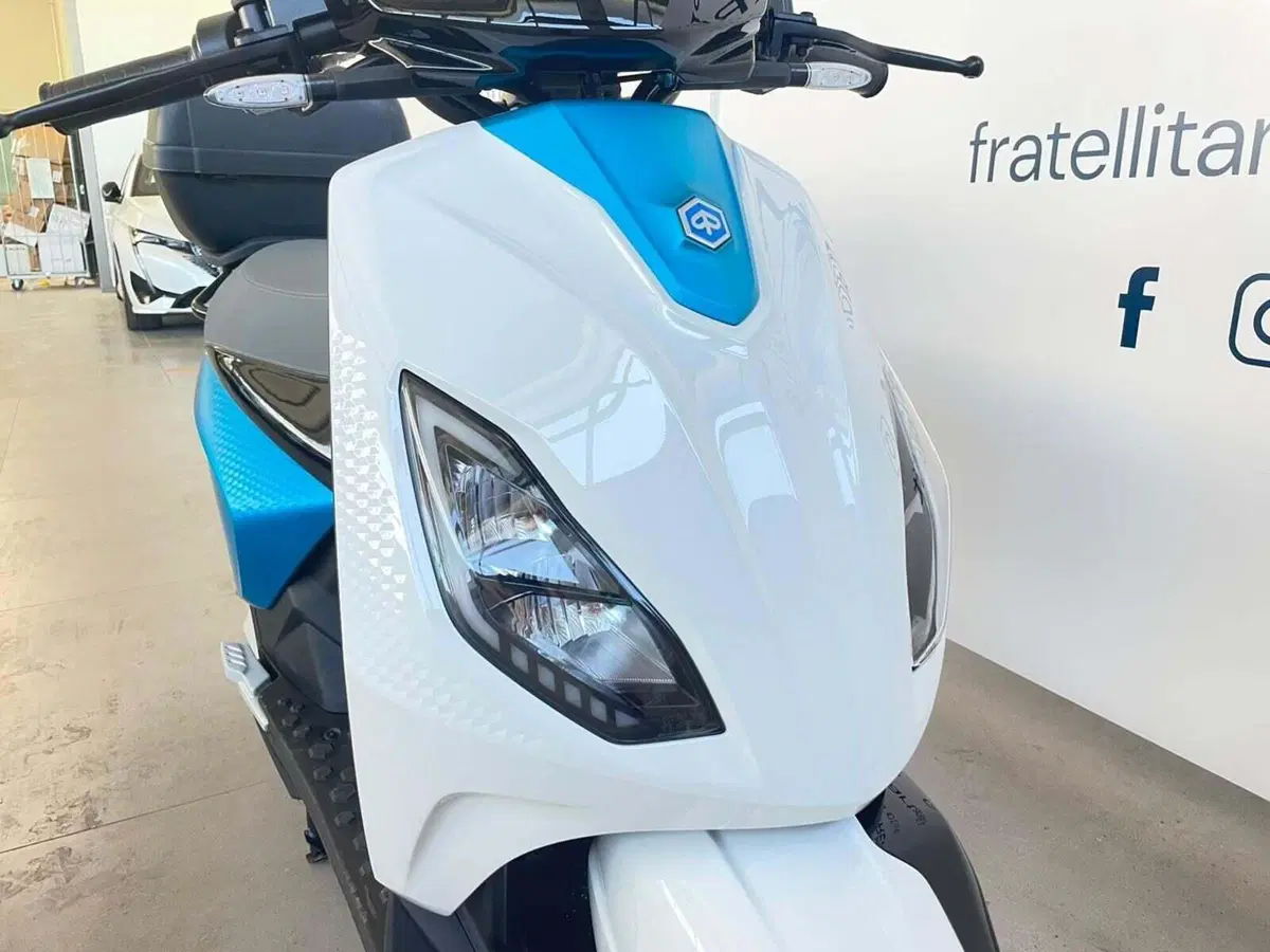 Piaggio 1 (2022 - 26) (5)