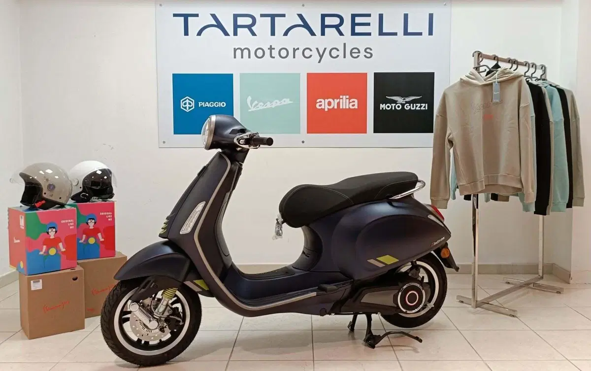 Vespa Primavera Elettrica 70 Tech (2024 - 26) (2)