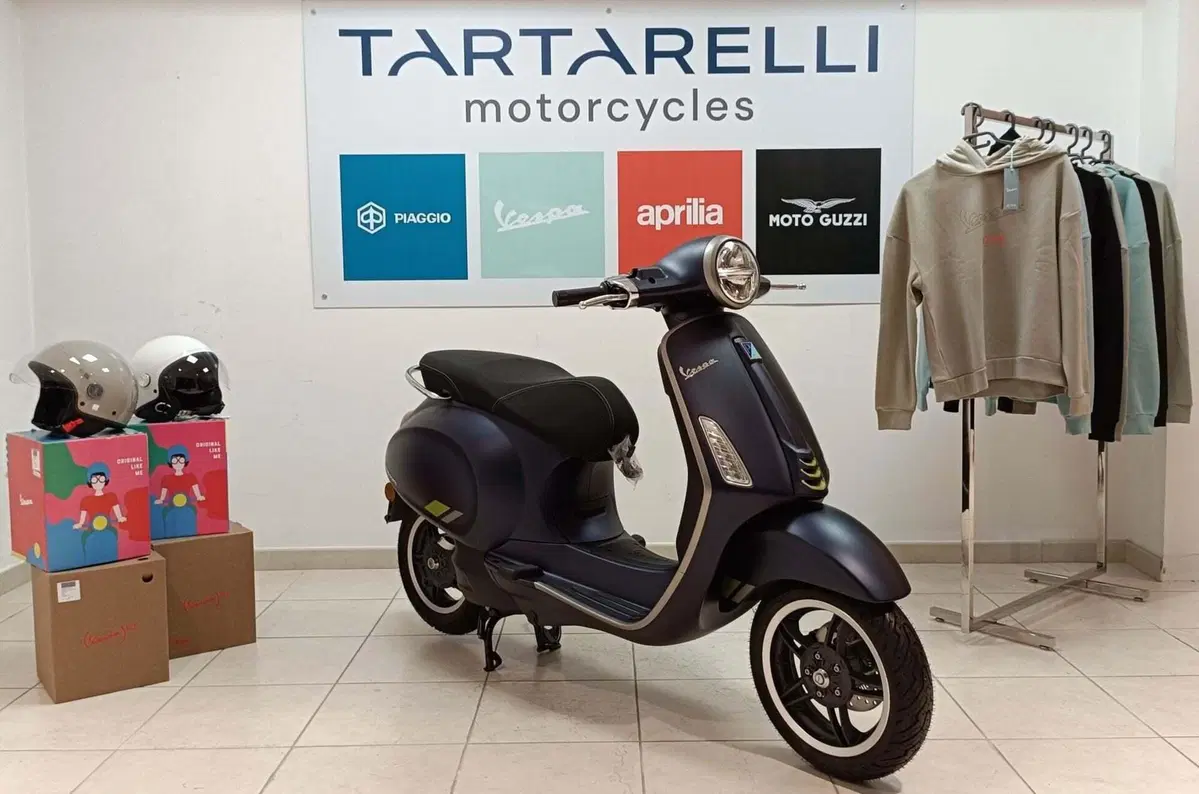 Vespa Primavera Elettrica 70 Tech (2024 - 26) (6)