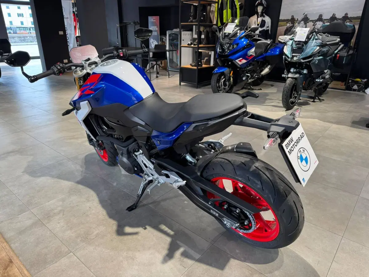 Bmw F 900 R (2025 - 27) (6)