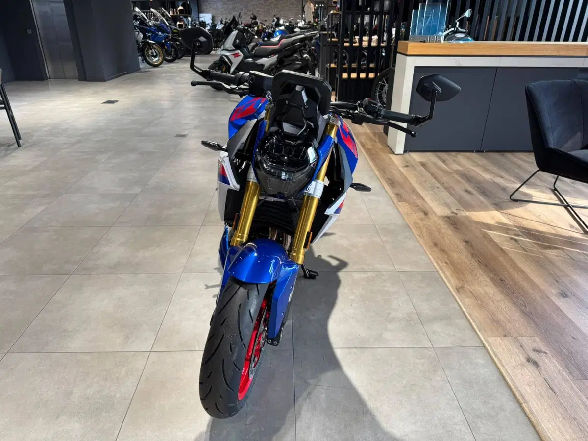Bmw F 900 R (2025 - 27) (3)