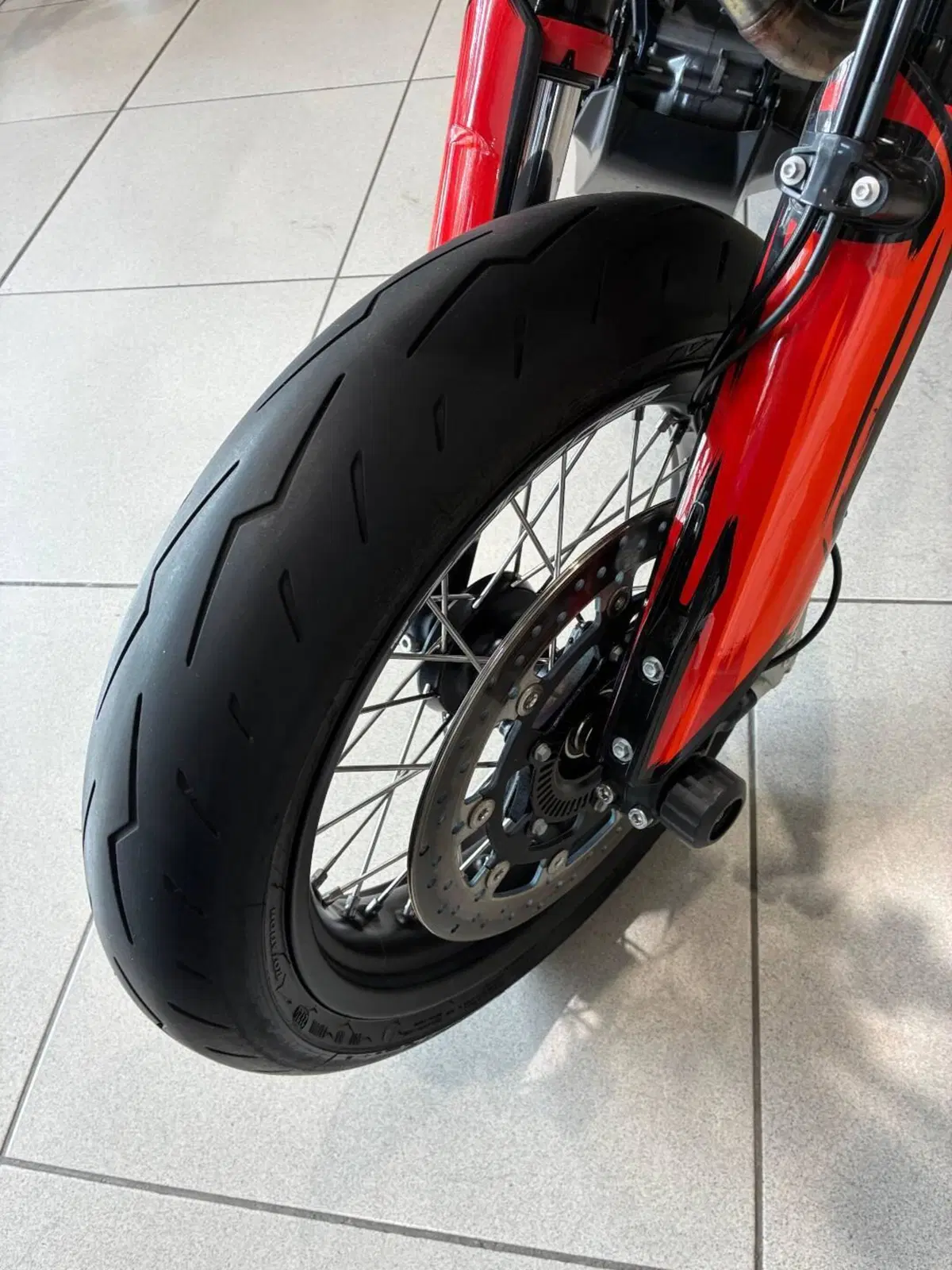 KTM 690 SMC R (2023 - 25) (4)