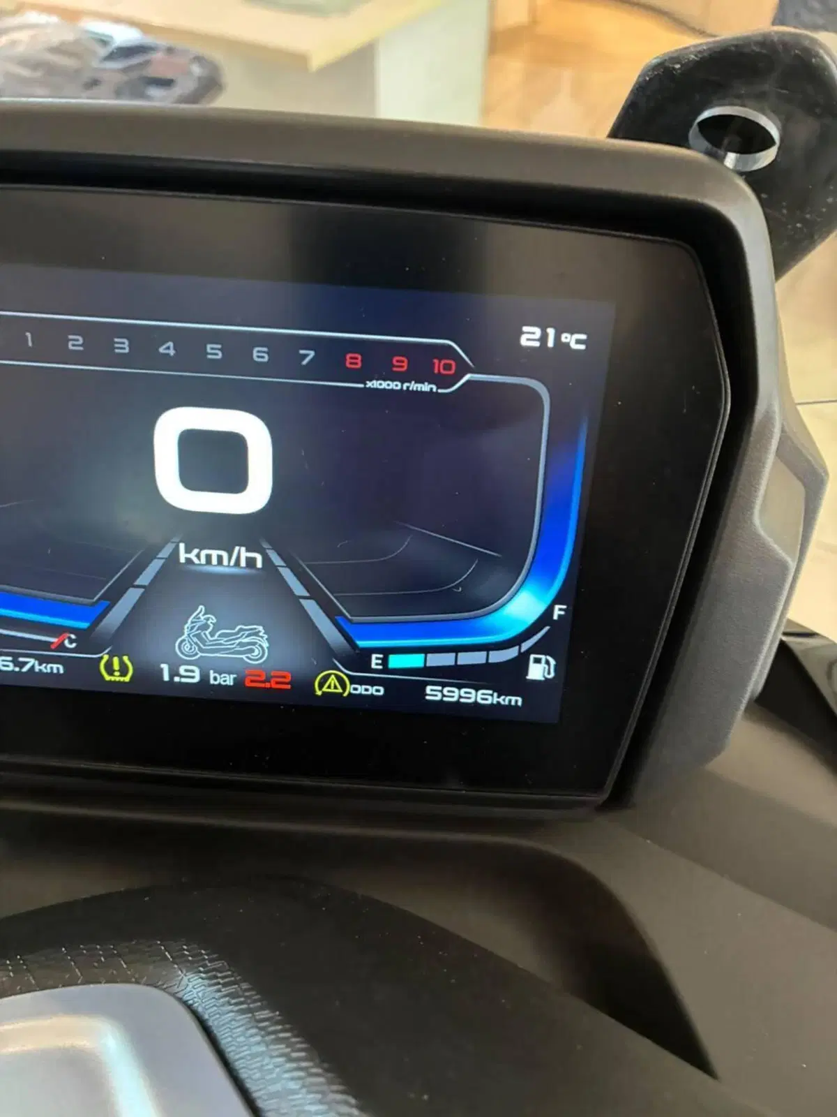 Voge Sfida SR4 (2022 - 24) (3)