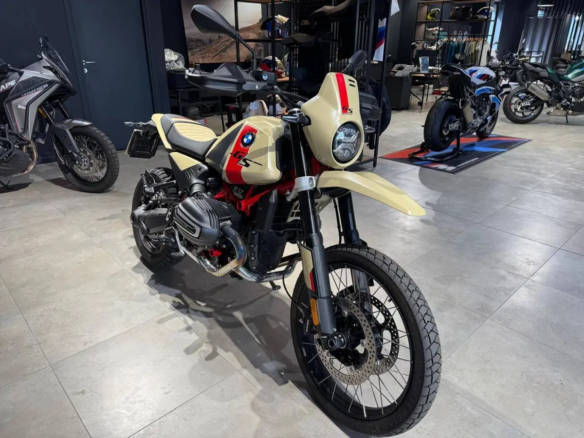Bmw R 12 G/S (2026 - 27) (2)