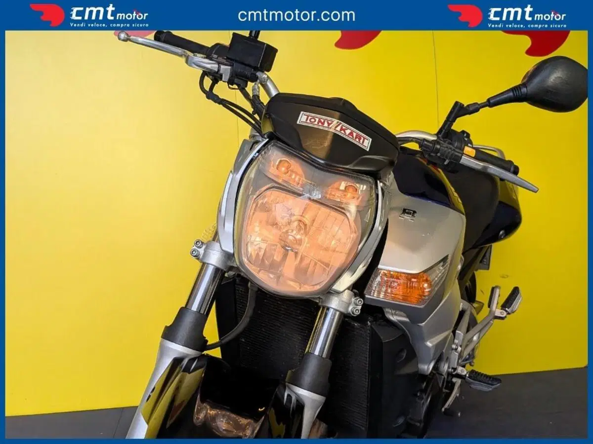 Suzuki GSR 600 (2006 - 11) (7)