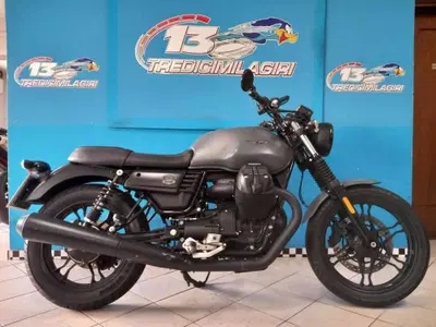 Moto Guzzi V7 III Stone (2017 - 20) usata