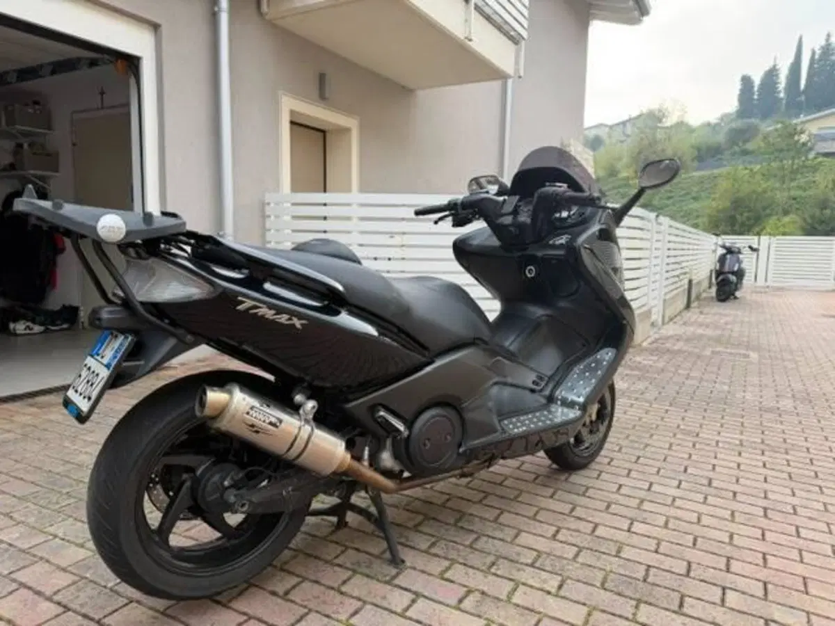 Yamaha T-Max 500 (2004 - 07) (2)