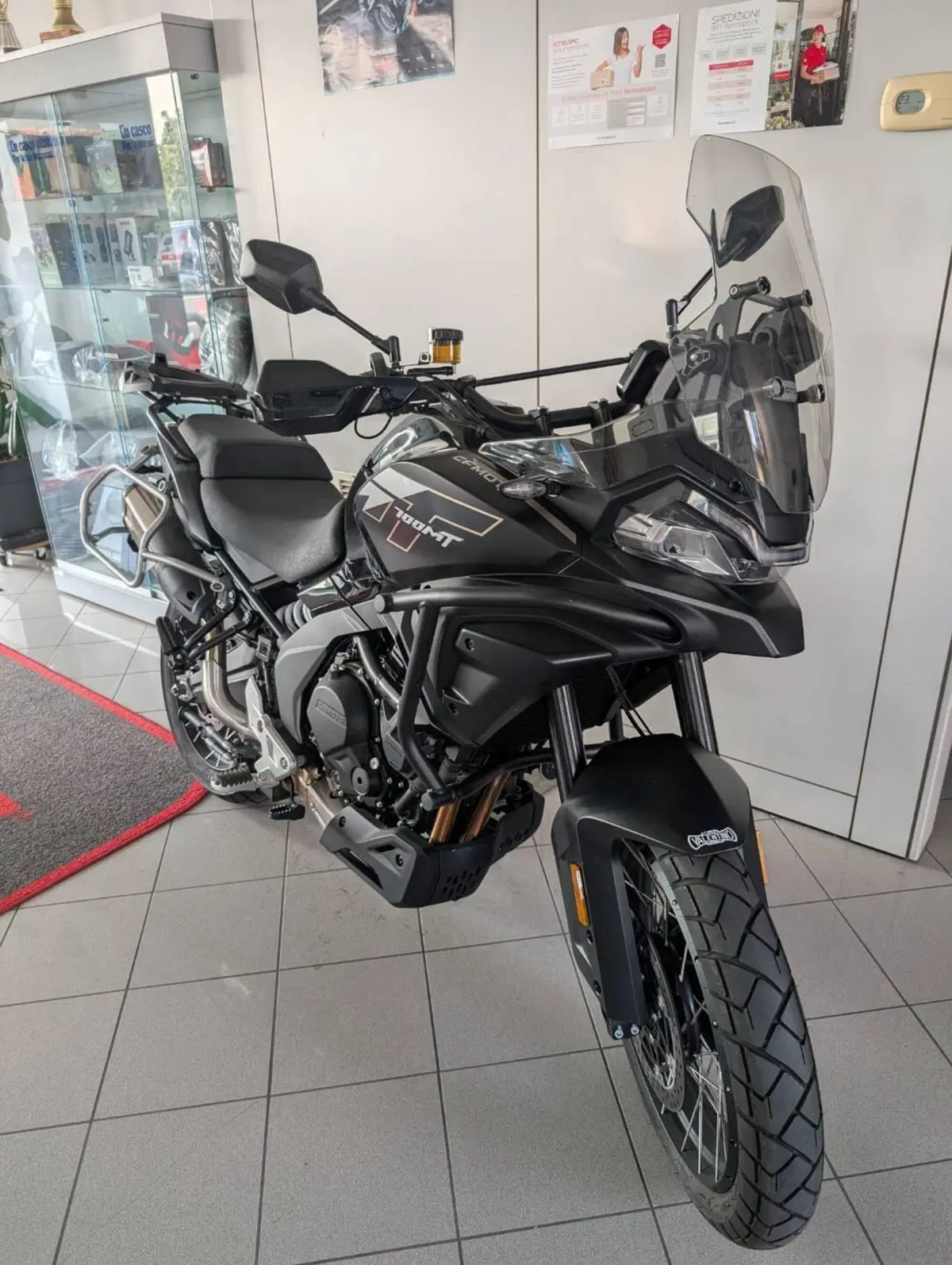 CFMOTO 700MT Adventure (2025 - 26) (4)