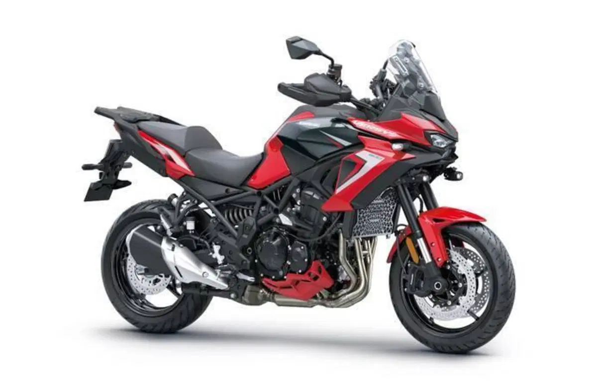 Kawasaki Versys 900 SE (2027)