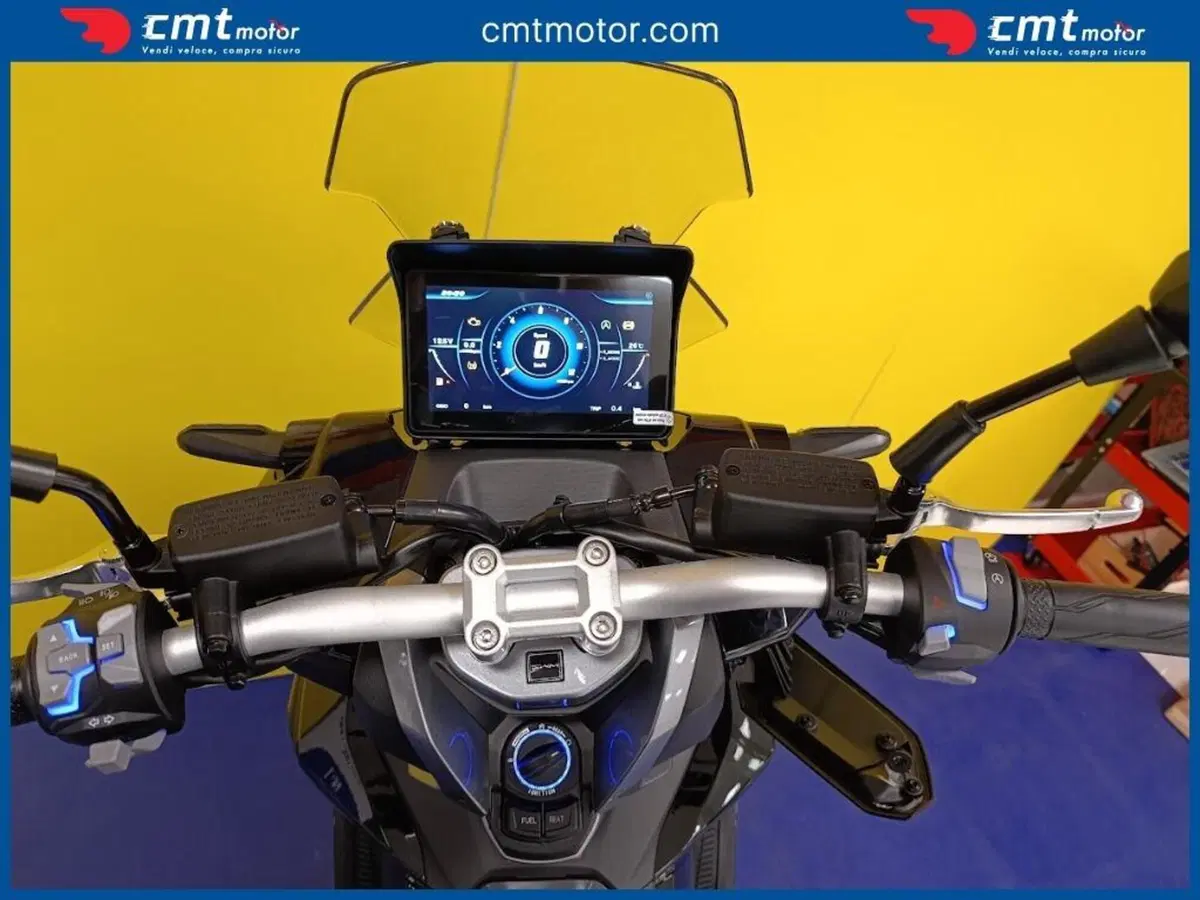 Swm Venturo 125 (2026) (8)