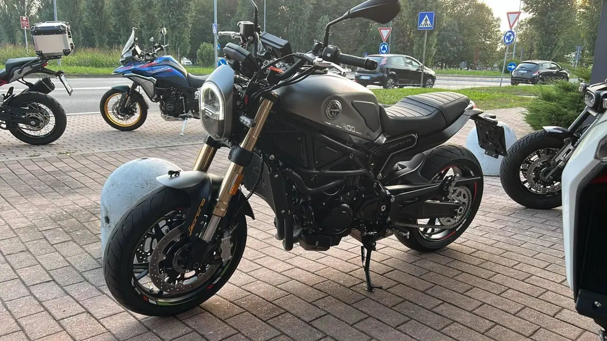 Benelli Leoncino 800 (2022 - 26)