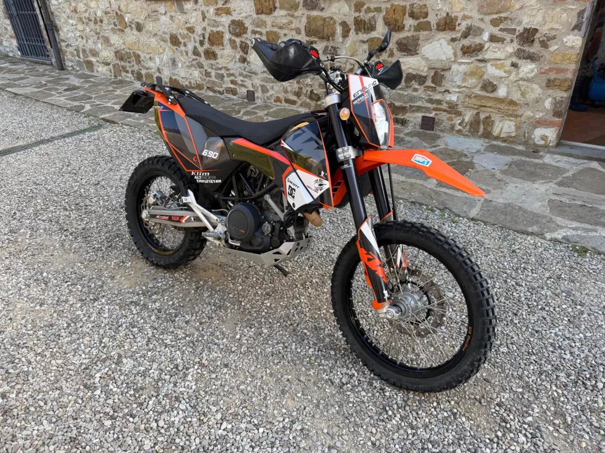 KTM 690 Enduro R (2009 - 11)