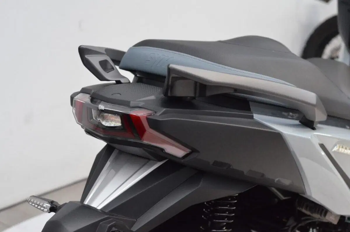 Sym ADX 300 (2024 - 26) (6)