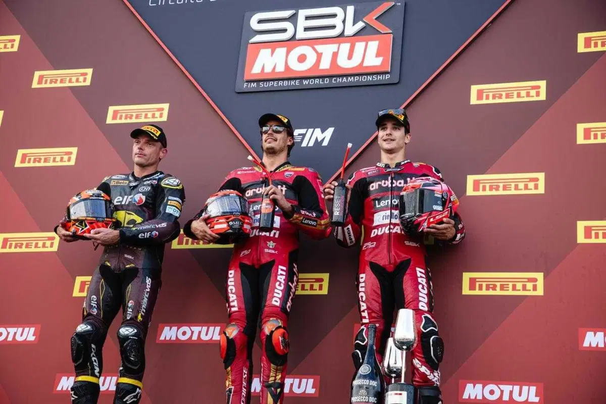 SBK, Vittoria incontrastata di Nicolò Bulega in Gara1 a Jerez [GALLERY] (7)