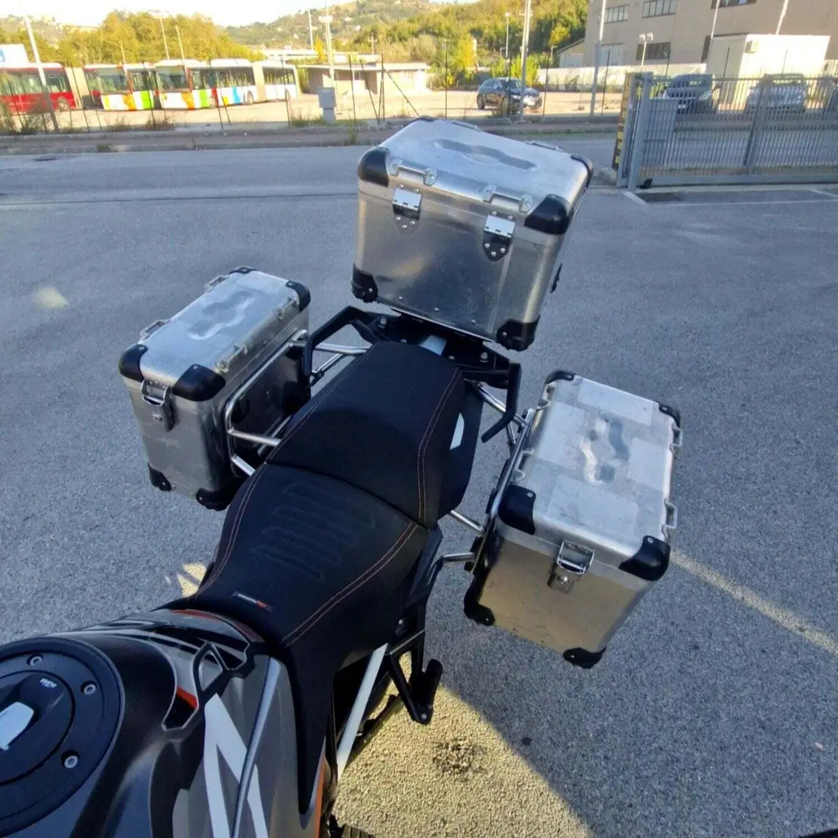 KTM 1290 Super Adventure S (2021 - 25) (9)
