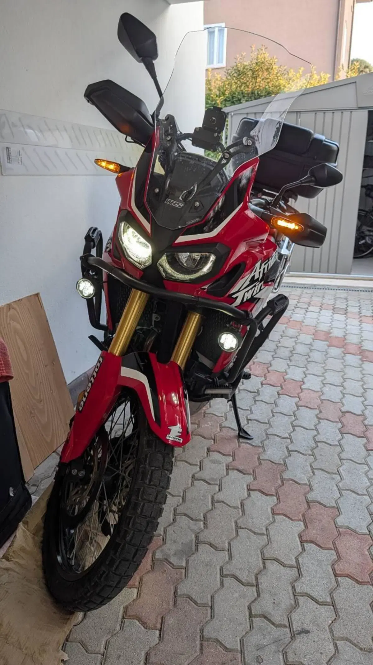 Honda Africa Twin CRF 1000L (2016 - 17) (3)