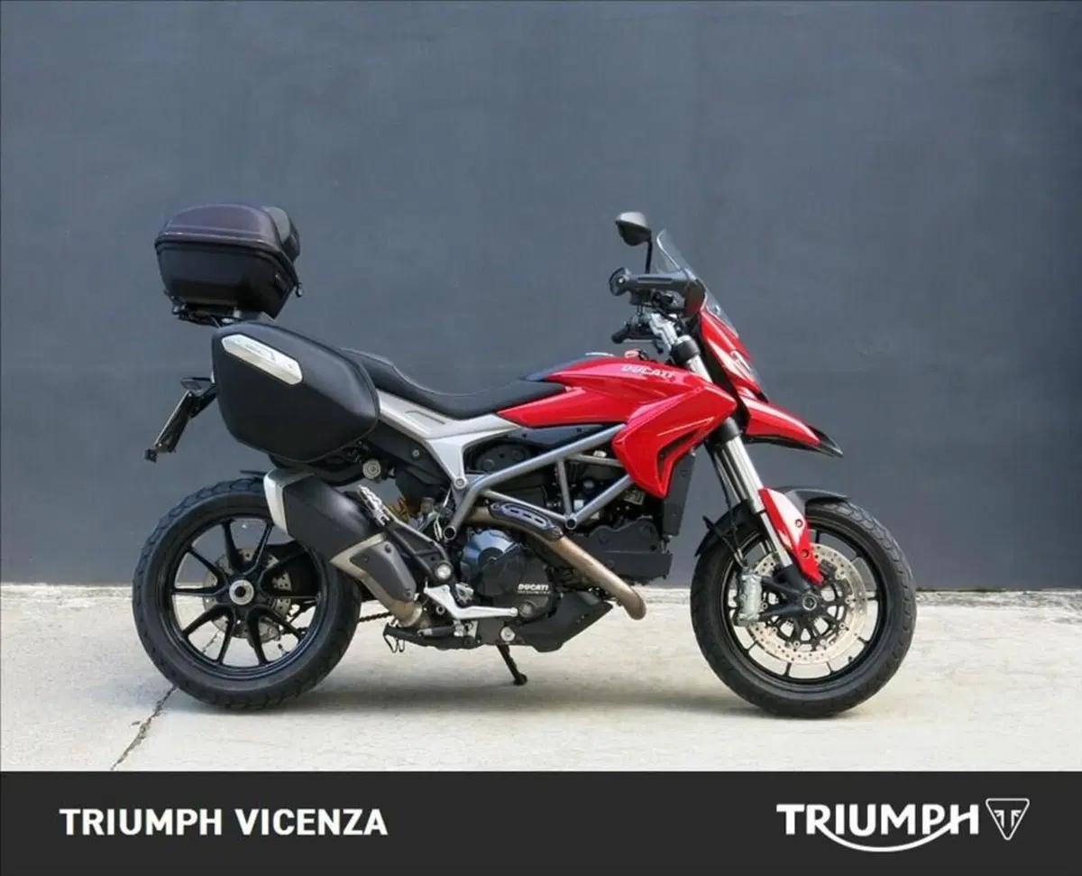 Ducati Hyperstrada 821 (2013 - 15) (5)