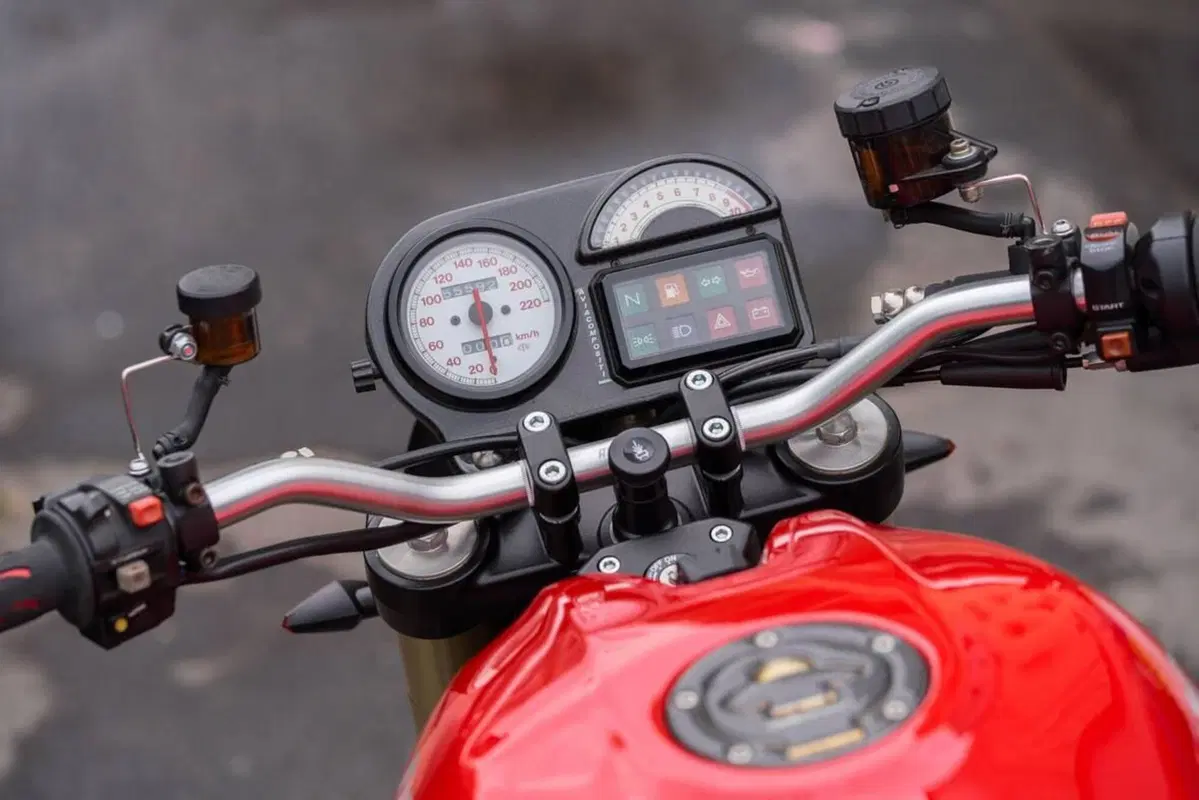 Ducati Monster 900 (1993 - 96) (7)
