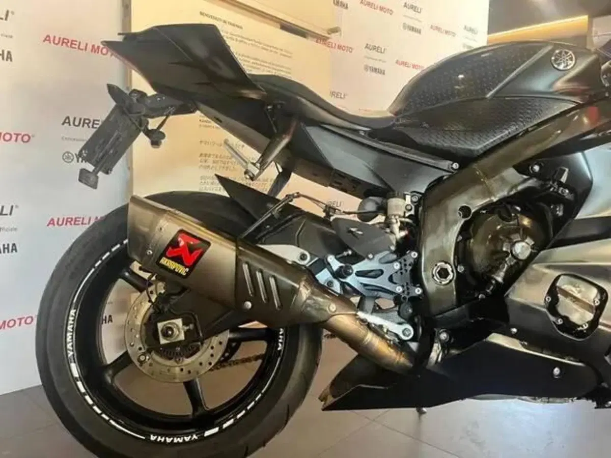Yamaha YZF R6 (2017 - 20) (4)