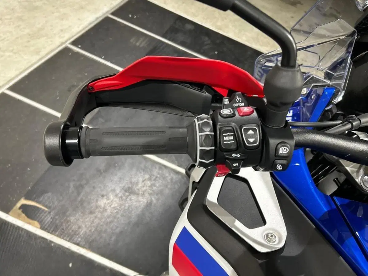 Bmw R 1300 GS Adventure (2025 - 26) (7)