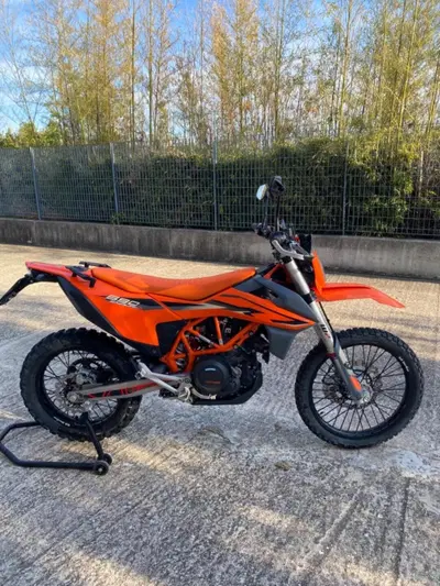 KTM 690 Enduro R (2022 - 25) usata