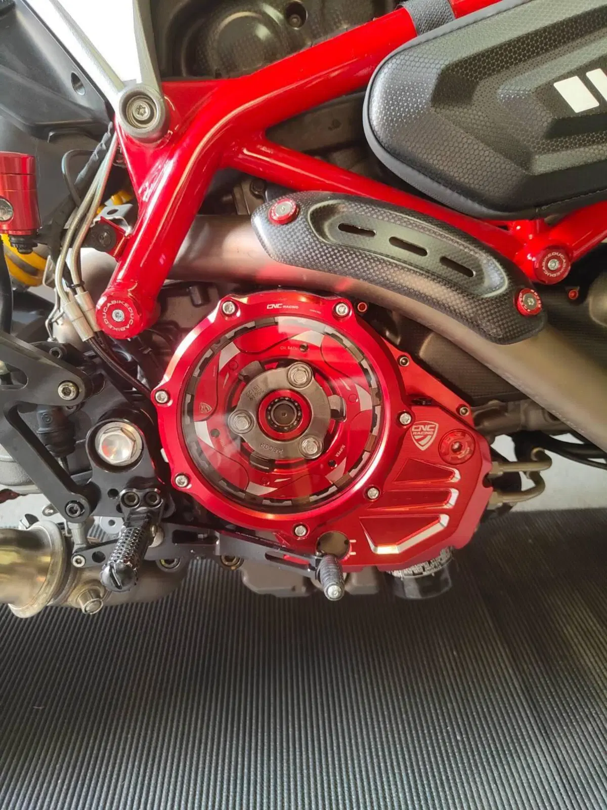 Ducati Hypermotard 939 SP (2016 - 18) (2)