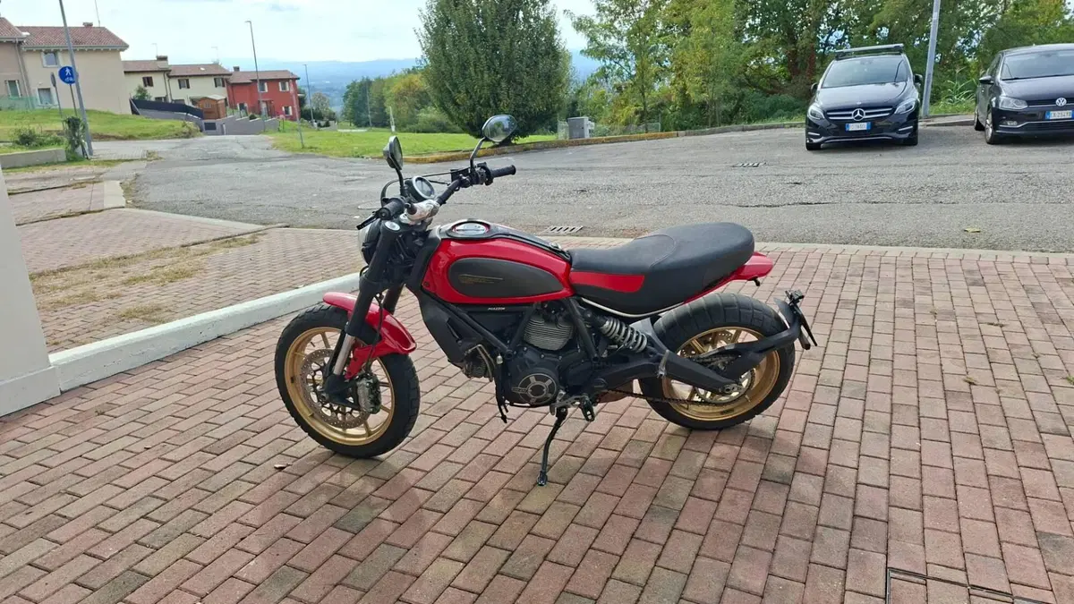 Ducati Scrambler 800 Icon (2015 - 16) (2)