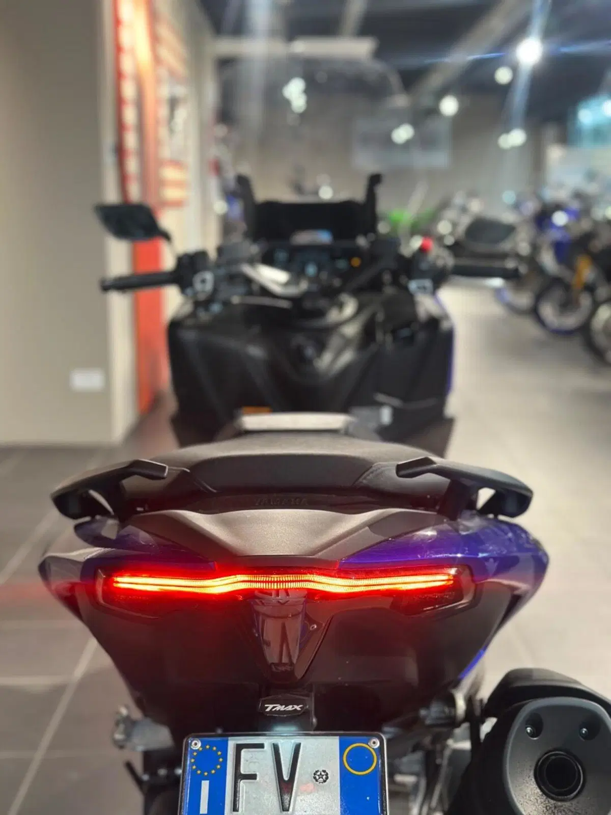Yamaha T-Max 560 (2025 - 26) (5)