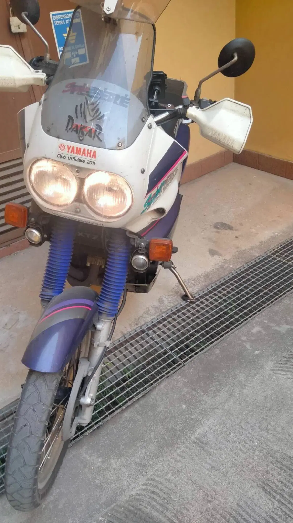 Yamaha XTZ Super Tenere (6)
