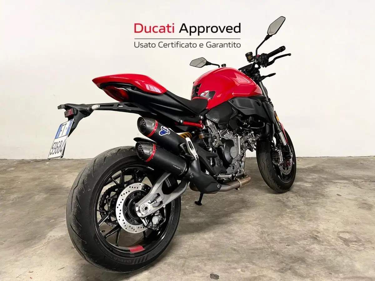 Ducati Monster 890 + (2026) (2)