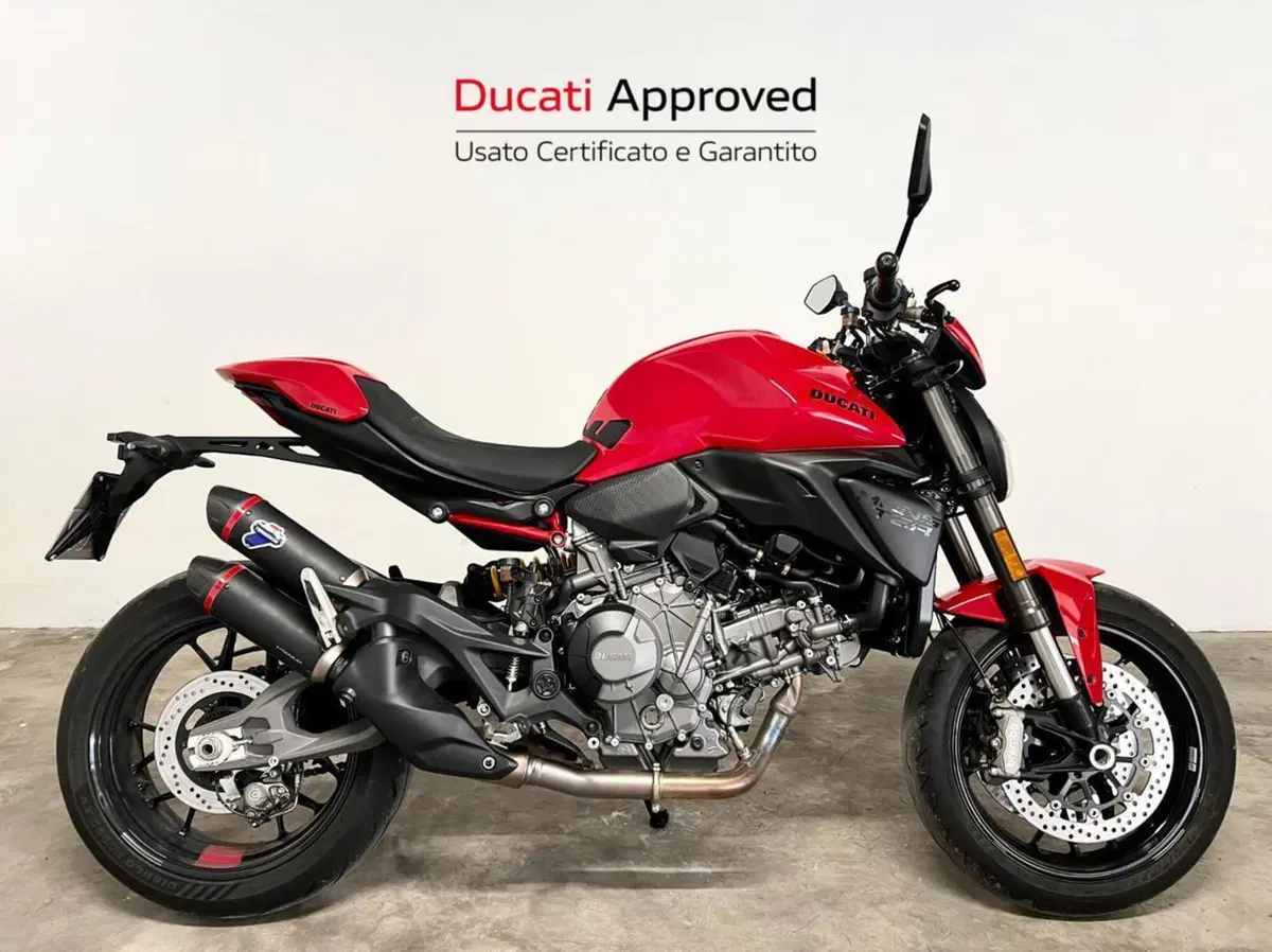 Ducati Monster 890 + (2026)