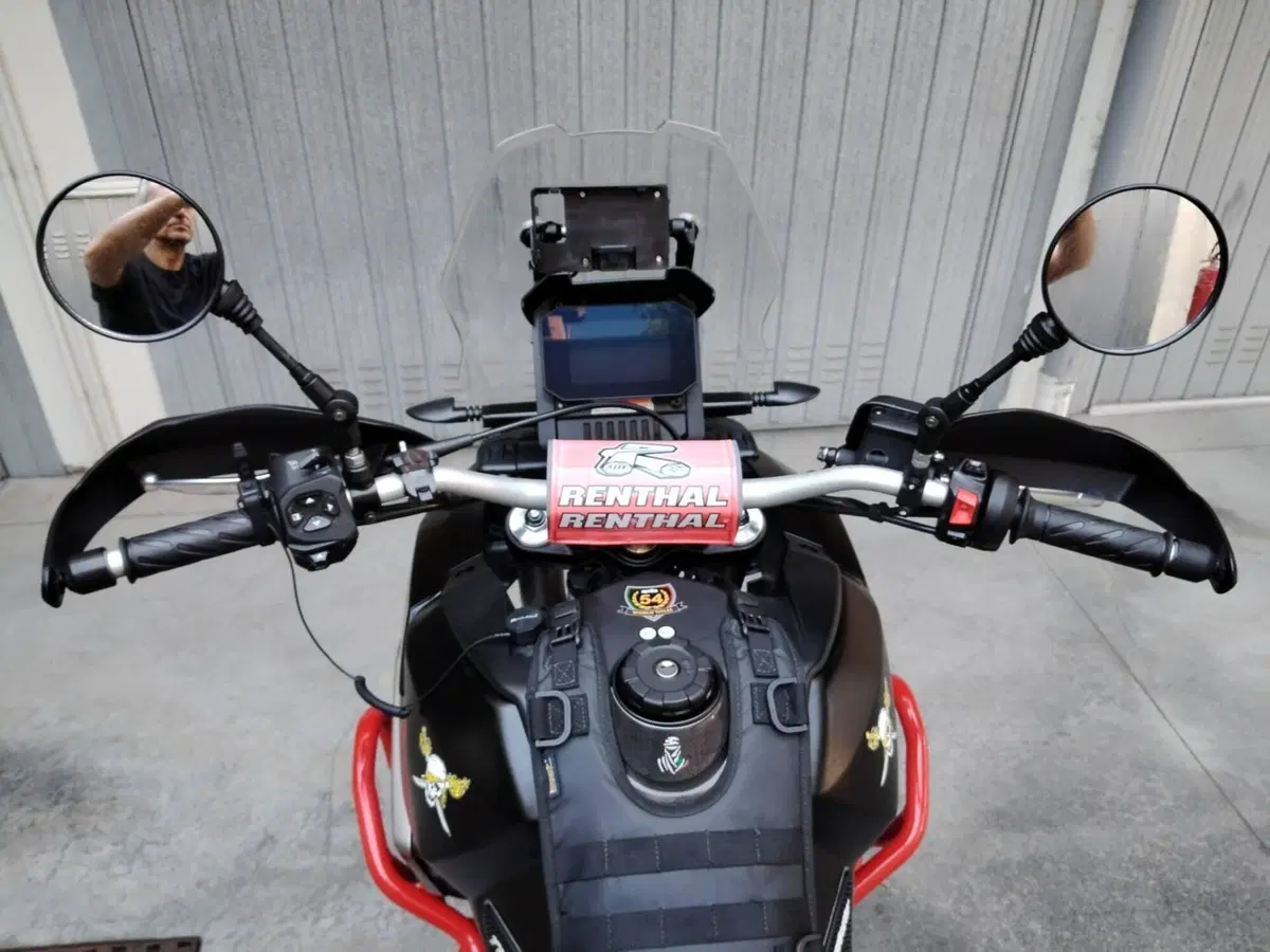 Aprilia Tuareg 660 (2022 - 24) (7)