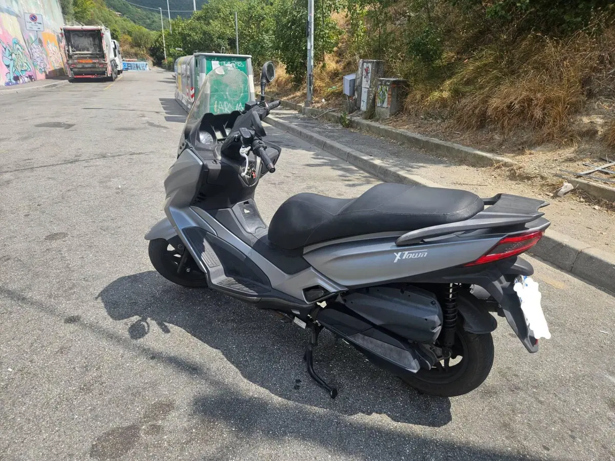 Kymco X-Town 300i ABS (2016 - 20) (6)