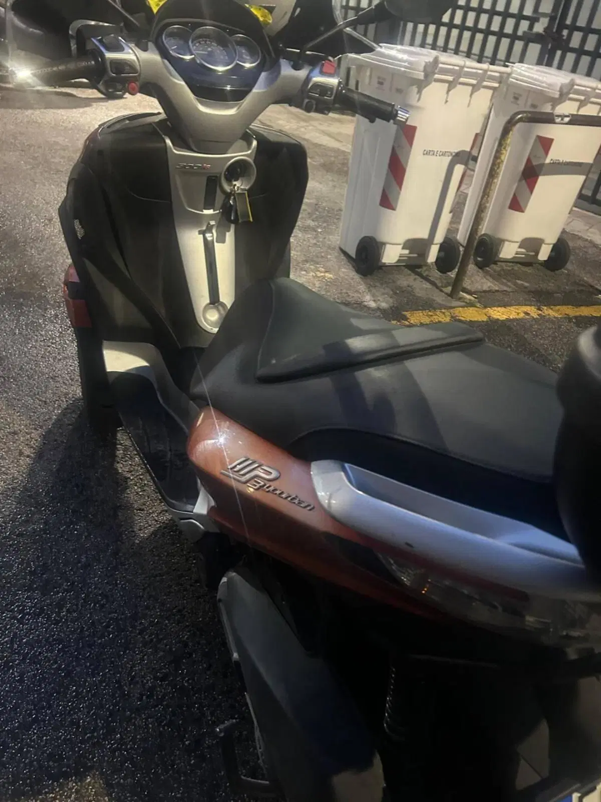 Piaggio Mp3 300 ie Yourban LT (2011 - 16) (5)