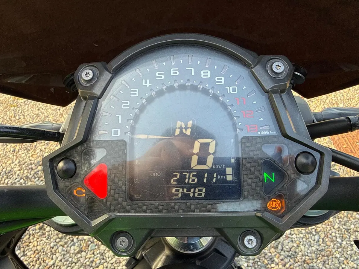 Kawasaki Z 900 (2017 - 18) (5)