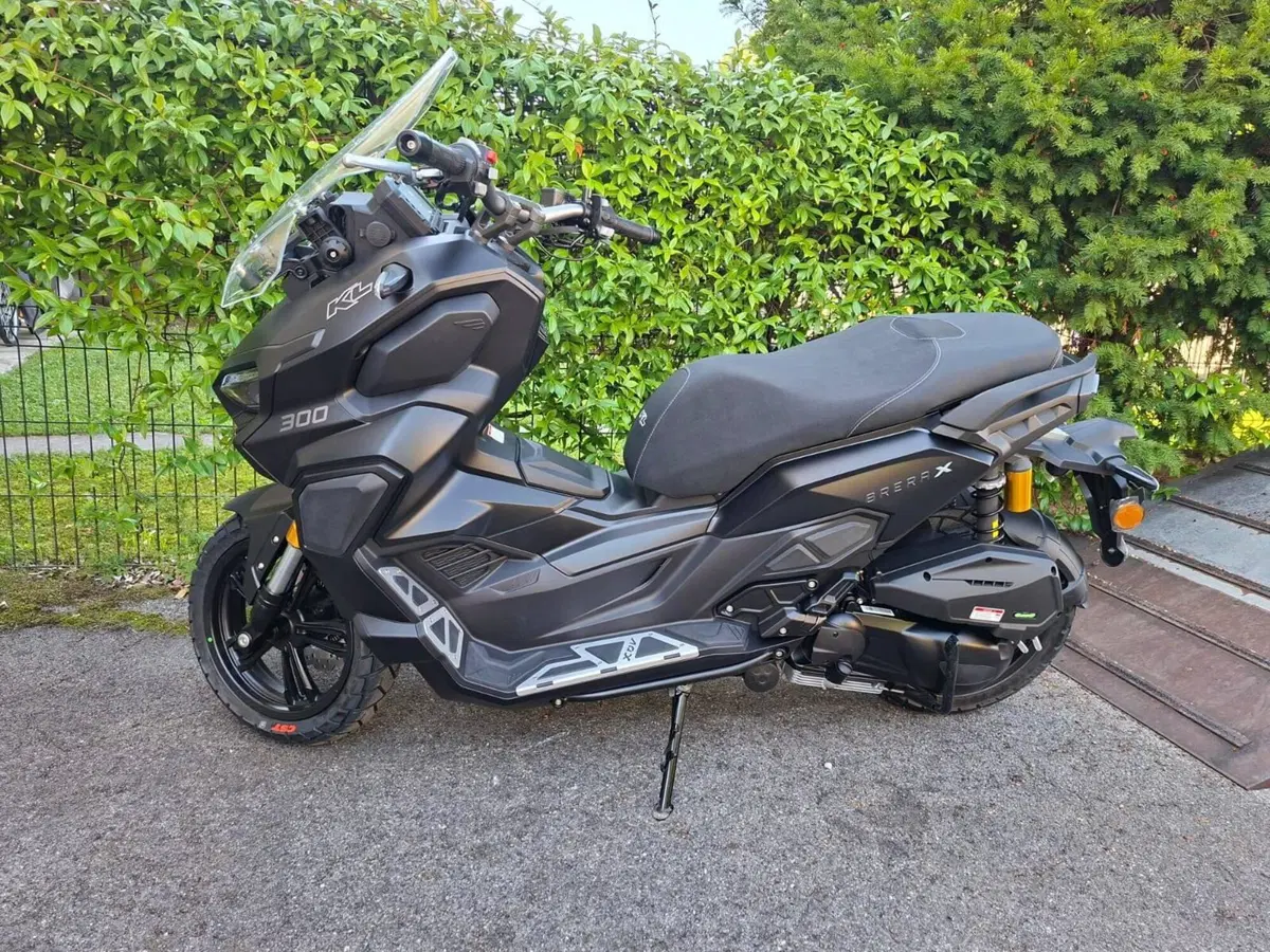 Kl Brera X 300 (2025 - 26) (2)