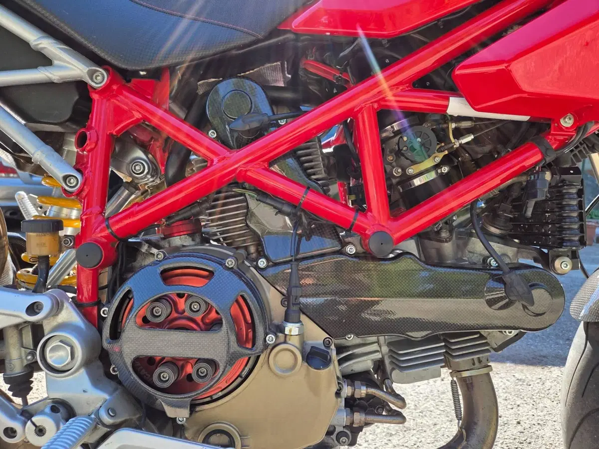 Ducati Hypermotard 1100 S (2007 - 09) (5)