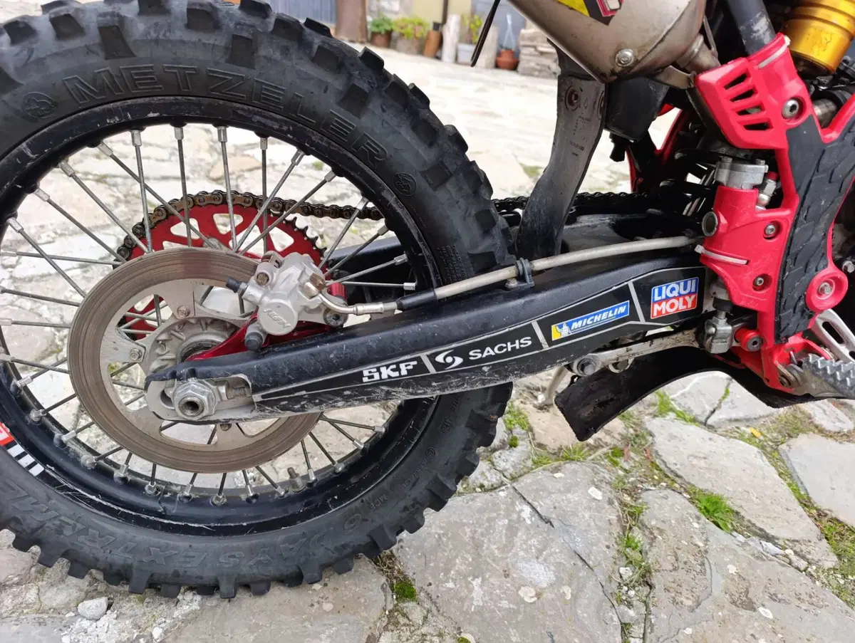 Betamotor RR 250 2T Enduro (2016) (17)