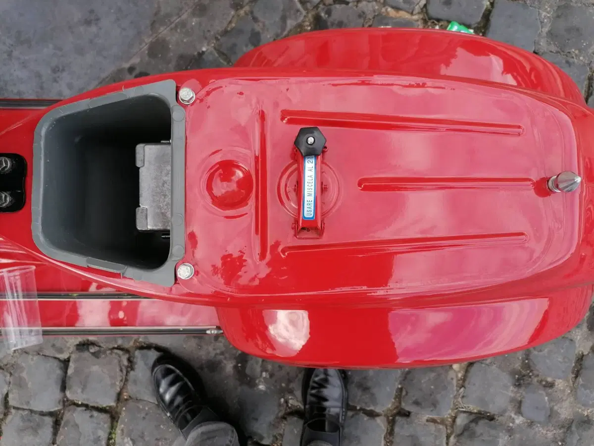 Piaggio VESPA 50 SPECIAL (13)