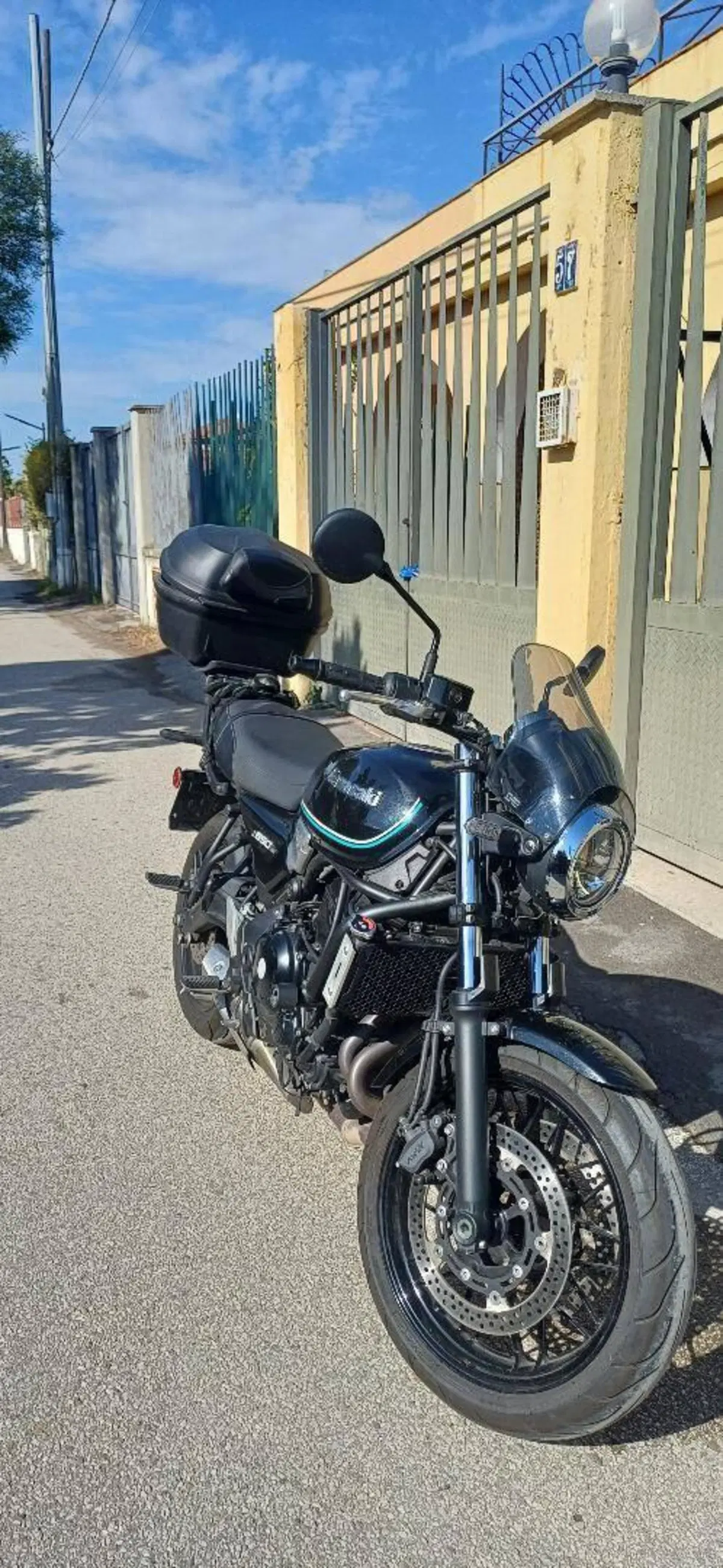 Kawasaki Z 650 RS (2022 - 24) (9)