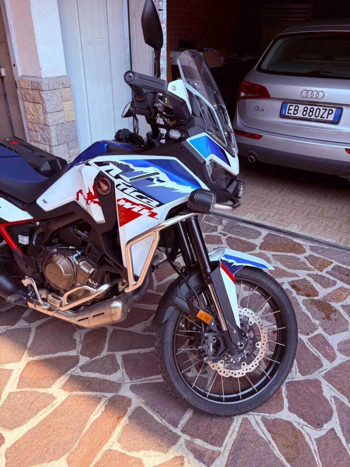 Honda Africa Twin CRF 1100L ES (2024 - 26) (5)