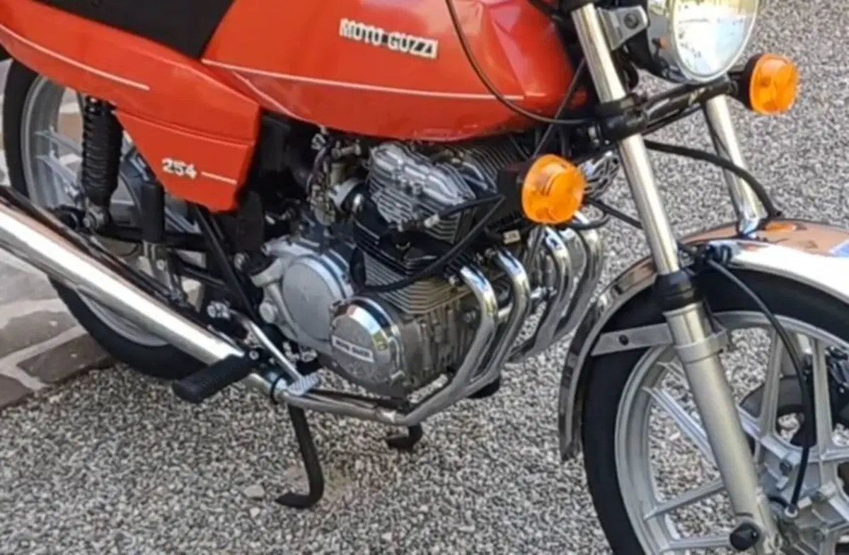 Moto Guzzi 254 (3)