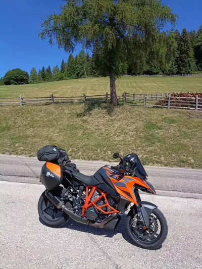 KTM 1290 Super Duke GT (2021 - 25) usata