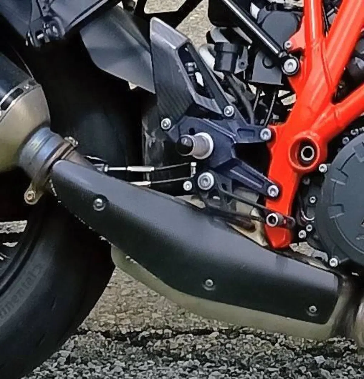 KTM 1290 Super Duke GT (2021 - 25) (3)