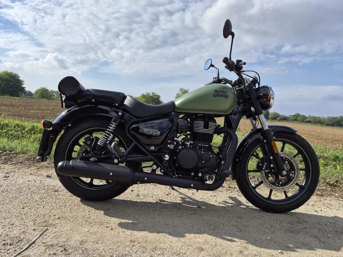 Royal Enfield Meteor 350 (2021 - 26) (7)