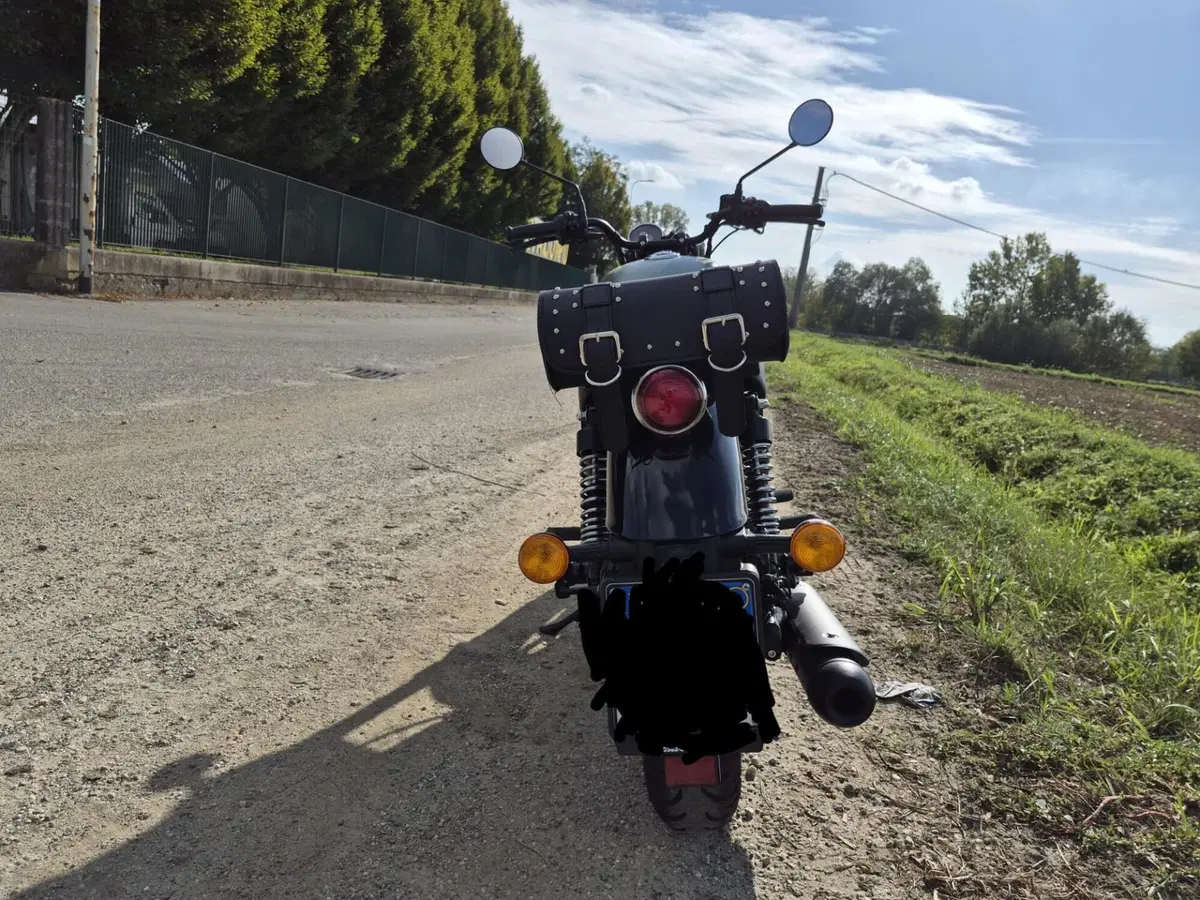Royal Enfield Meteor 350 (2021 - 26) (8)