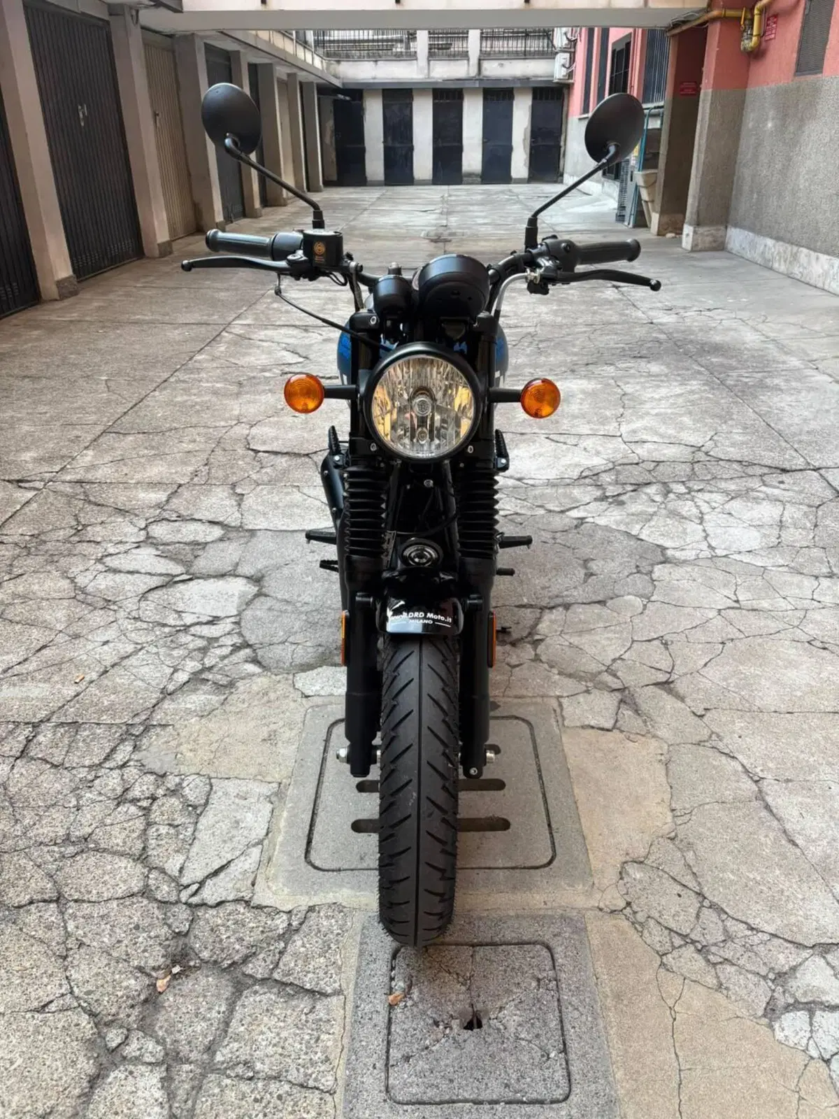 Royal Enfield HNTR 350 (2022 - 26) (8)